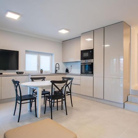 Apartvilla Pag パグ エクステリア 写真
