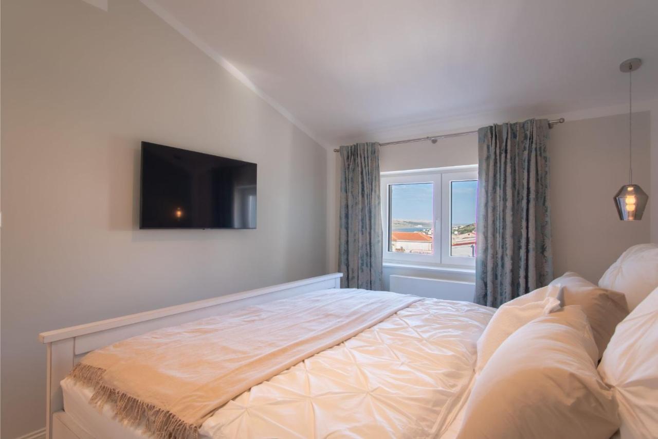 Apartvilla Pag パグ エクステリア 写真