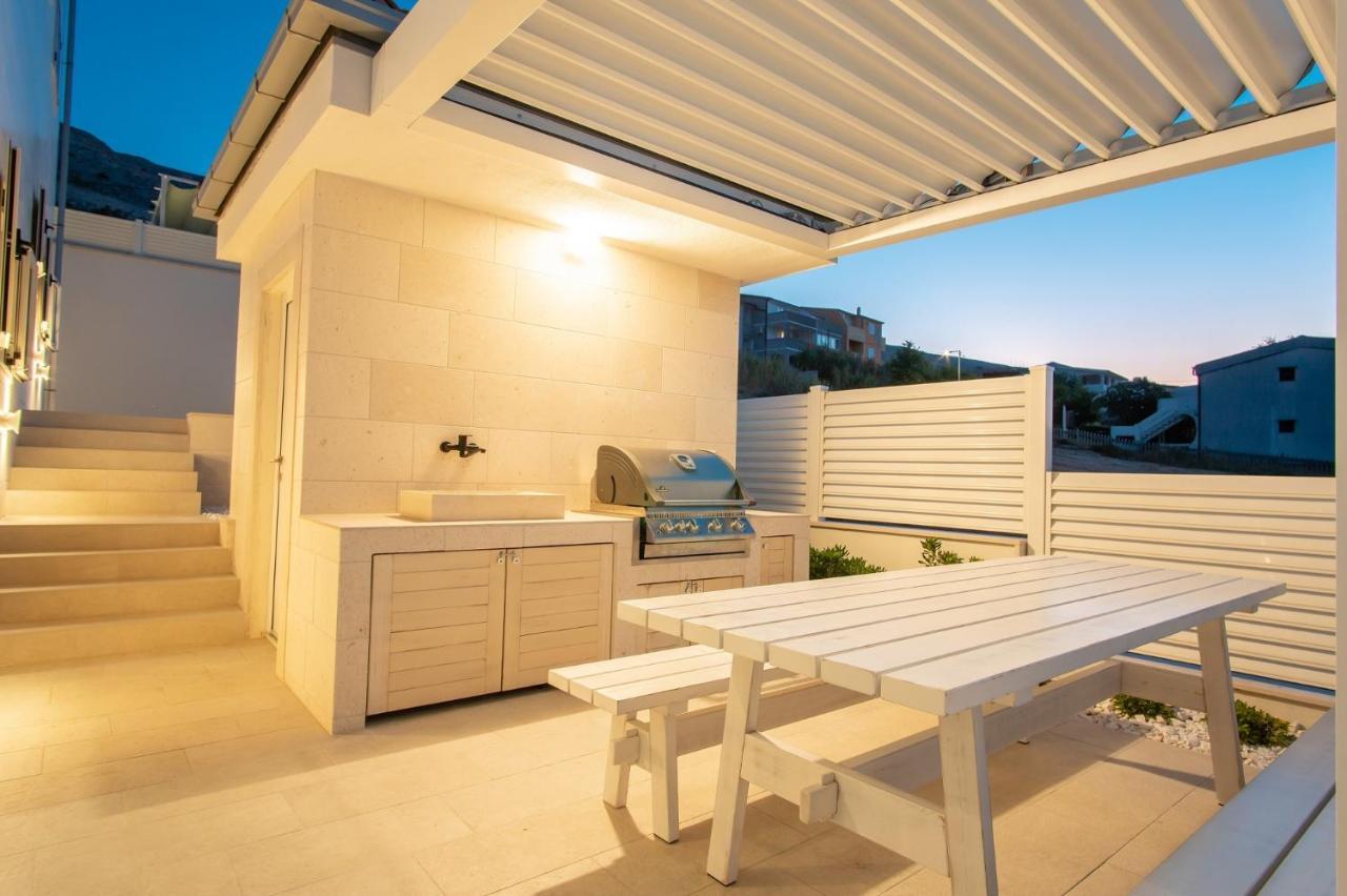 Apartvilla Pag パグ エクステリア 写真